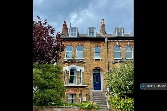2 Bedroom Flat To Rent In Milton Road, London, SE24