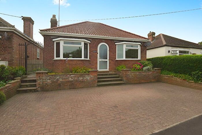 2 Bedroom Detached Bungalow For Sale In Roman Bank, Leverington, Wisbech, Cambridgeshire, PE13