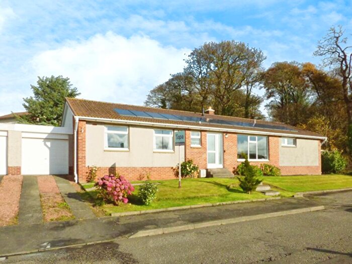4 Bedroom Detached Bungalow For Sale In Charles Way, Limekilns, Dunfermline, KY11