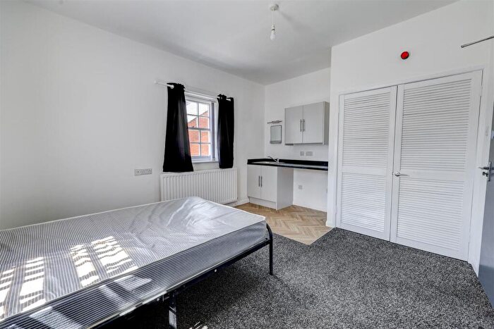 1 Bedroom Property To Rent In Newtown Road, Carlisle, CA2