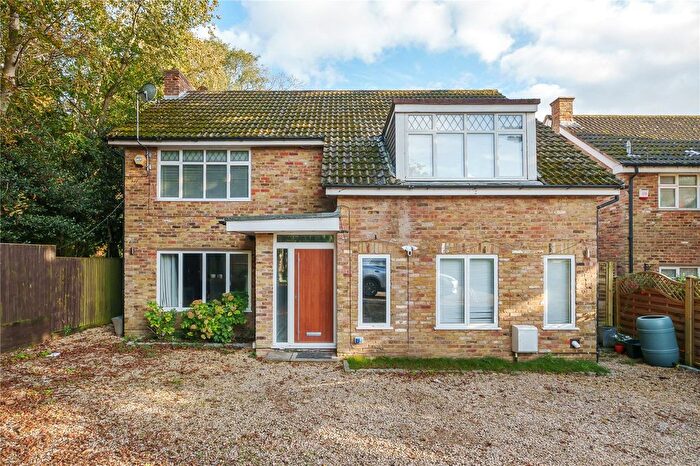 4 Bedroom Detached House To Rent In Maybrook Gardens, High Wycombe, HP13