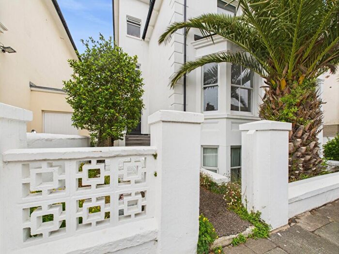 1 Bedroom Apartment To Rent In Hova Villas, Hove, BN3