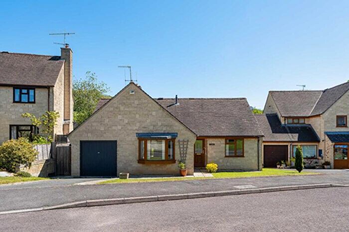 3 Bedroom Bungalow For Sale In Pauls Rise, North Woodchester, Stroud, GL5