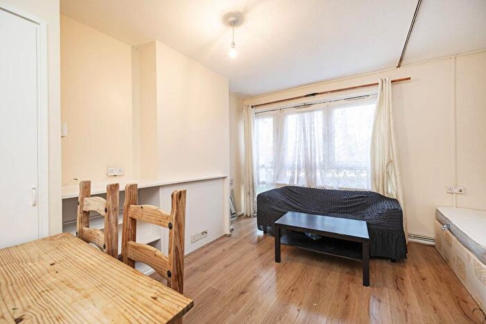 Studio To Rent In Stepney, Stepney, London, E1