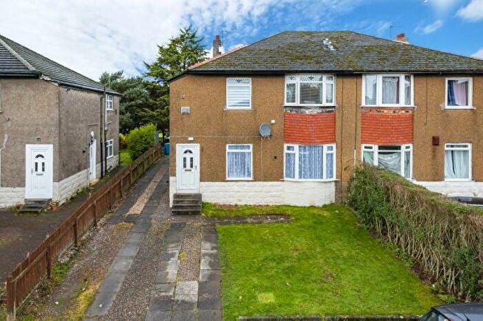 2 Bedroom Flat To Rent In Crofton Avenue, Croftfoot, Glasgow, G44