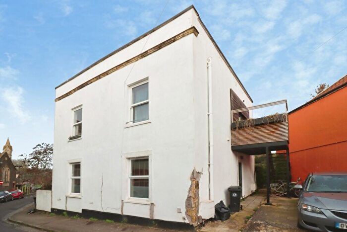 2 Bedroom Flat For Sale In Gloucester Street, Eastville, Bristol, BS5