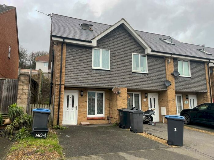 3 Bedroom House To Rent In Primrose Road, Dover, CT17