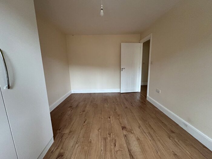 4 Bedroom Detached House To Rent In Old Lodge Lane, Purley, CR8