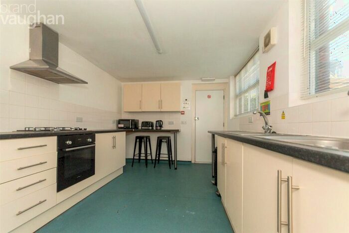 1 Bedroom Flat To Rent In Elm Grove, Brighton, East Sussex, BN2