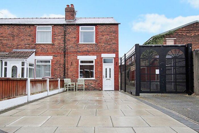 2 Bedroom End Of Terrace House To Rent In Ellen Gardens, St. Helens, WA9