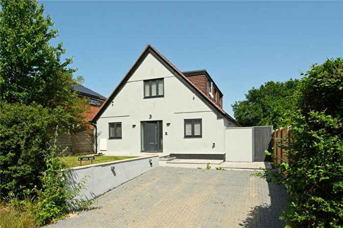 5 Bedroom Detached House To Rent In Sandy Lane, Chobham, Woking, Surrey, GU24