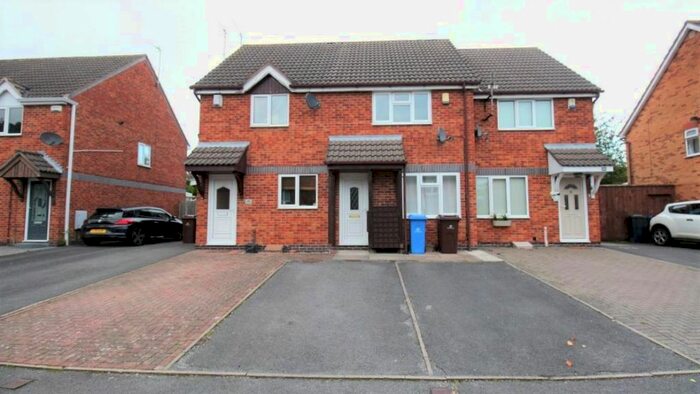 2 Bedroom Town House To Rent In Bedroom Town House, Pendleside Way, Littleover, DE23