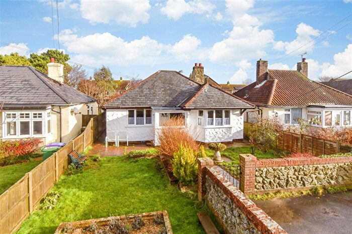 3 Bedroom Detached Bungalow For Sale In Church Lane, New Romney, Kent, TN28