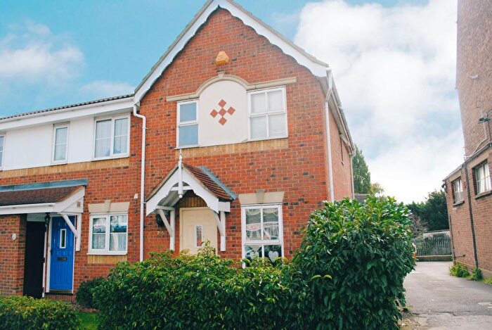 2 Bedroom Terraced House To Rent In Eastwood Road North, Leigh-on-Sea, SS9
