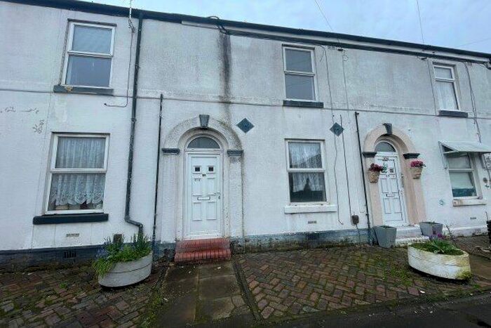 1 Bedroom Flat To Rent In Folly Lane, Warrington, WA5