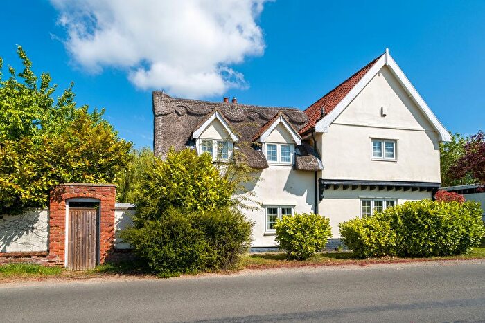 4 Bedroom Detached House For Sale In Wyverstone Road, Bacton, IP14