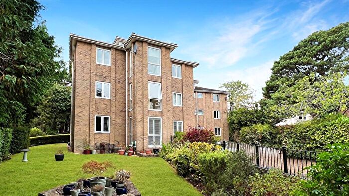 2 Bedroom Penthouse For Sale In Haven Road, Poole, Dorset, BH13