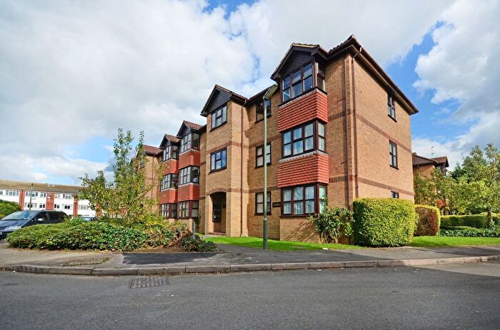 1 Bedroom Flat To Rent In Mangles Road, Guildford, Guildford, GU1