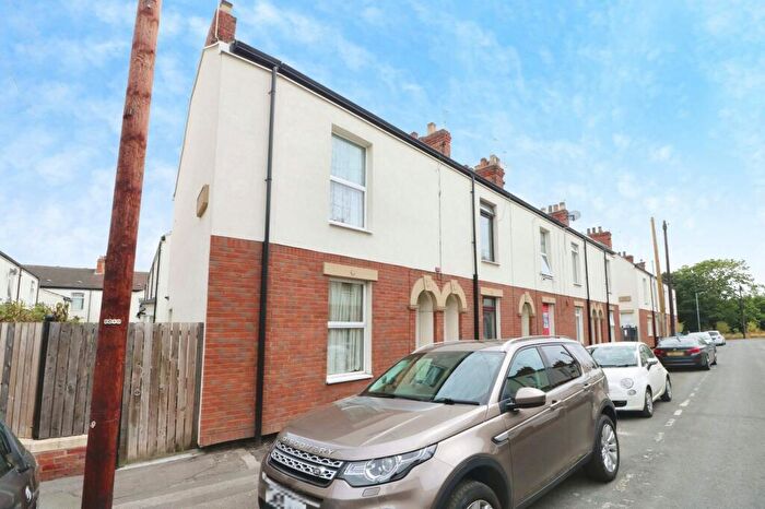 2 Bedroom House For Sale In Perry Street, Hull, HU3