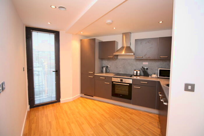 2 Bedroom Apartment To Rent In Marconi House, City Centre, NE1