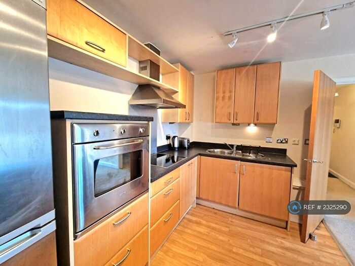 1 Bedroom Flat To Rent In Washington Wharf, Birmingham, B1