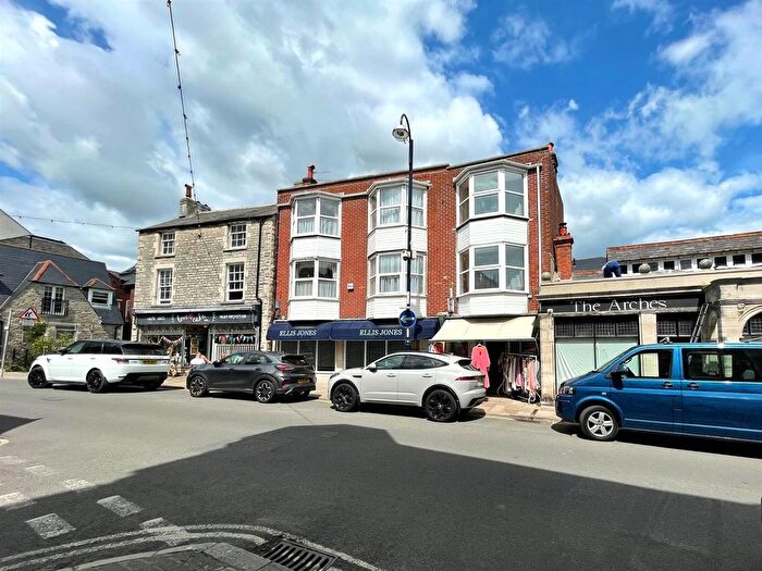 1 Bedroom Maisonette For Sale In High Street, Swanage, BH19