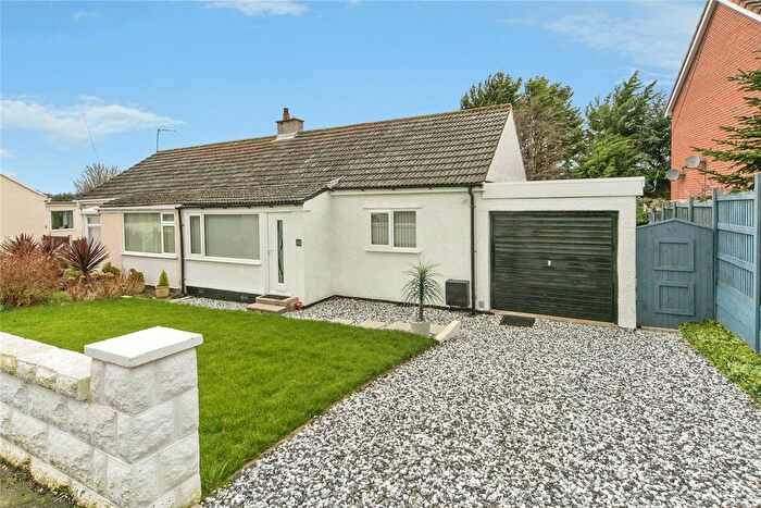 2 Bedroom Bungalow For Sale In Cae Coed, Llandudno Junction, Conwy, LL31