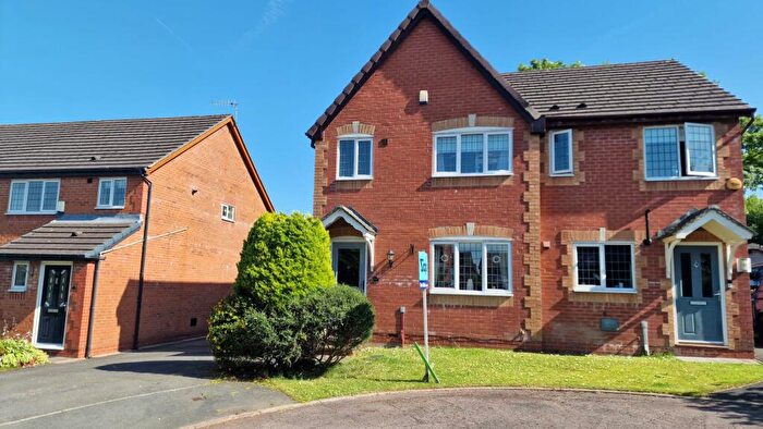 3 Bedroom Semi-Detached House For Sale In Martholme Close, Great Harwood, BB6