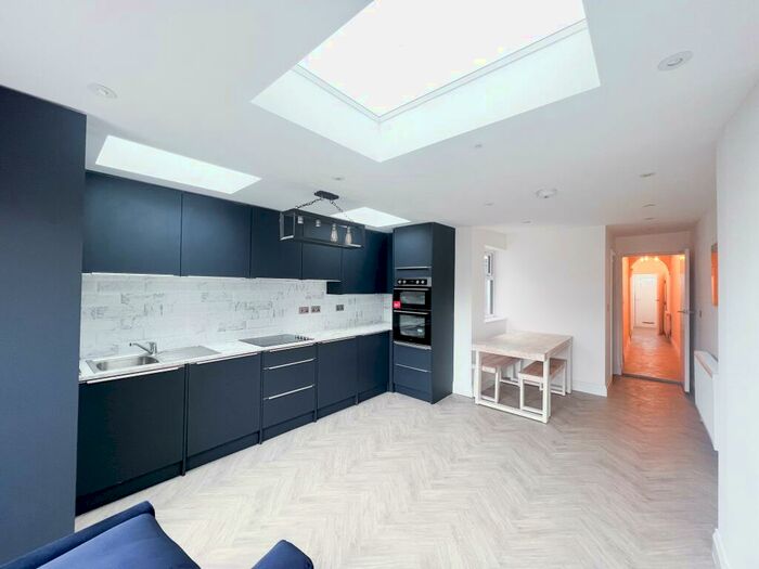 4 Bedroom House To Rent In Lodge Causeway, Fishponds, Bristol, BS16