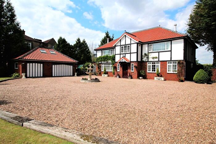 5 Bedroom Detached House For Sale In Thorpe In Balne, Doncaster, South Yorkshire, DN6