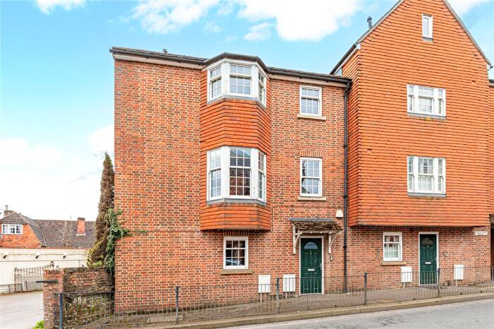 4 Bedroom End Of Terrace House For Sale In New Road, Marlborough, Wiltshire, SN8