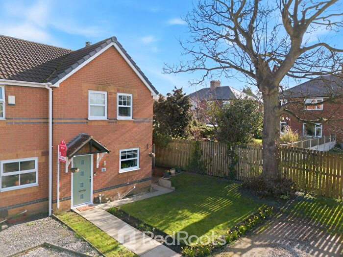 3 Bedroom End Terrace House For Sale In Beachill Crescent, Havercroft, Wakefield, West Yorkshire, WF4