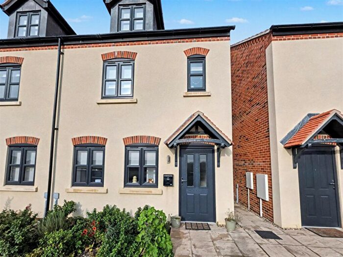 3 Bedroom Semi Detached House To Rent In Centurion Street, Moulton Chapel, PE12