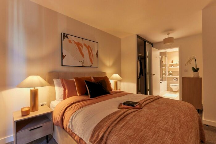 1 Bedroom Apartment To Rent In Heyrod Street, Manchester, Greater Manchester, M1