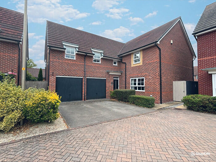 5 Bedroom Detached House For Sale In Lostock Gralam, Northwich, CW9