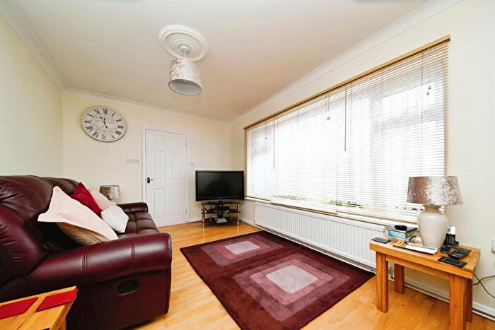 3 Bedroom Detached Bungalow For Sale In Pine Mall, Heacham, King'S Lynn, PE31