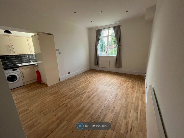 1 Bedroom Flat To Rent In St Marks Road, London, EN1