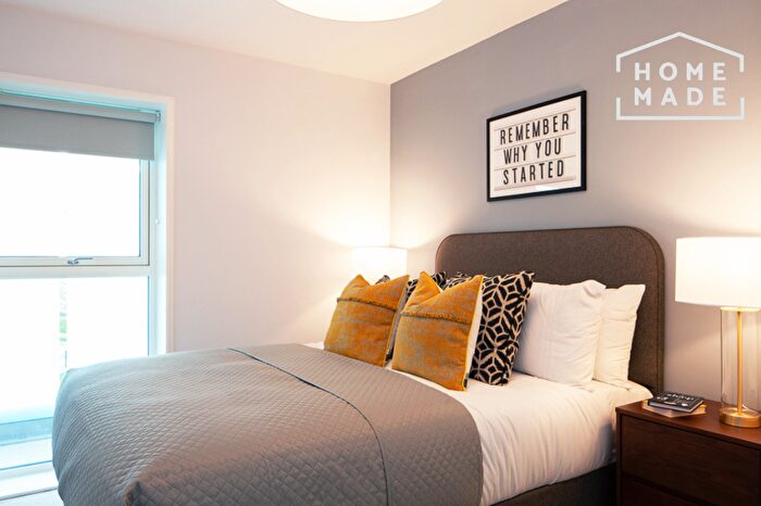 2 Bedroom Flat To Rent In Aston Place, B1
