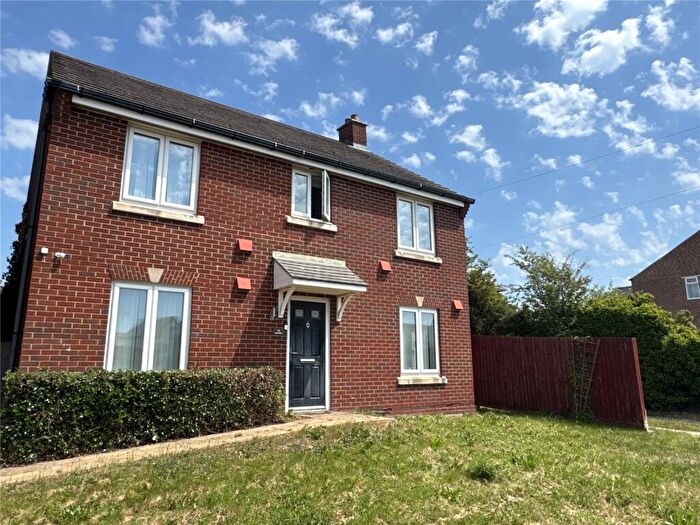 4 Bedroom Detached House To Rent In Lea Walk, Hucclecote Road, Gloucester, GL3