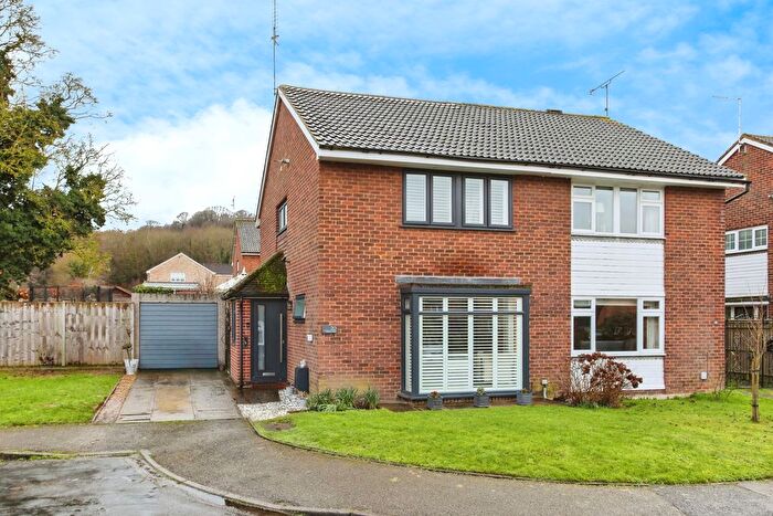 3 Bedroom Semi-Detached House For Sale In Welton Close, Tonbridge, Kent, TN9