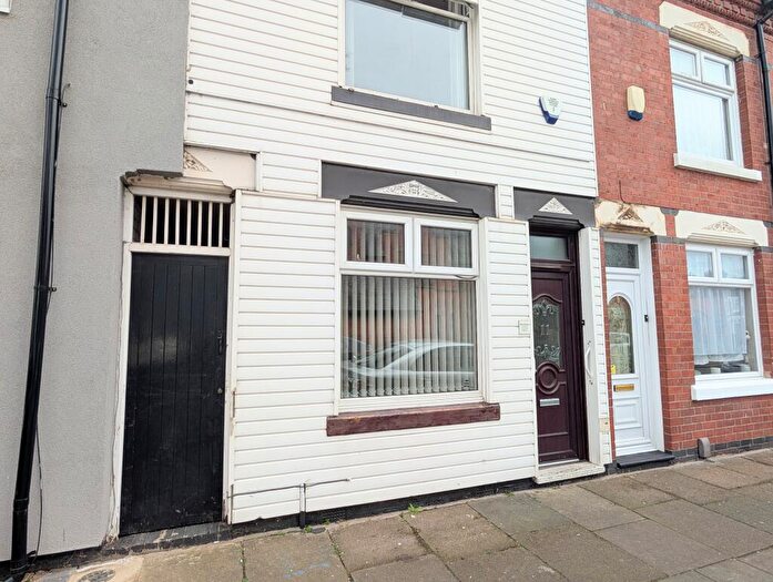 2 Bedroom House To Rent In Weymouth Street, LE4