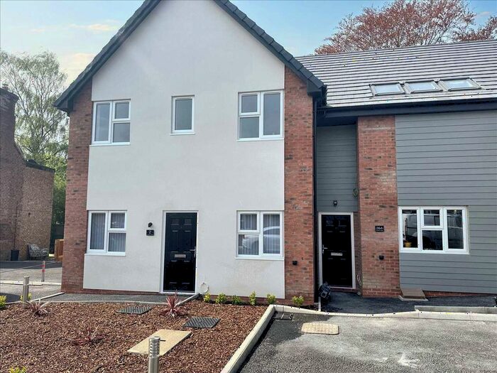 2 Bedroom Flat To Rent In Frearson Close, Eastwood, Nottingham, NG16