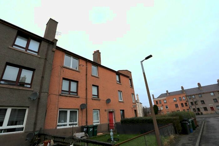 2 Bedroom Flat To Rent In Royston Mains Place, Granton, Edinburgh, EH5