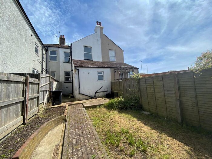 3 Bedroom Terraced House To Rent In Edinburgh Road, Bexhill-On-Sea, TN40