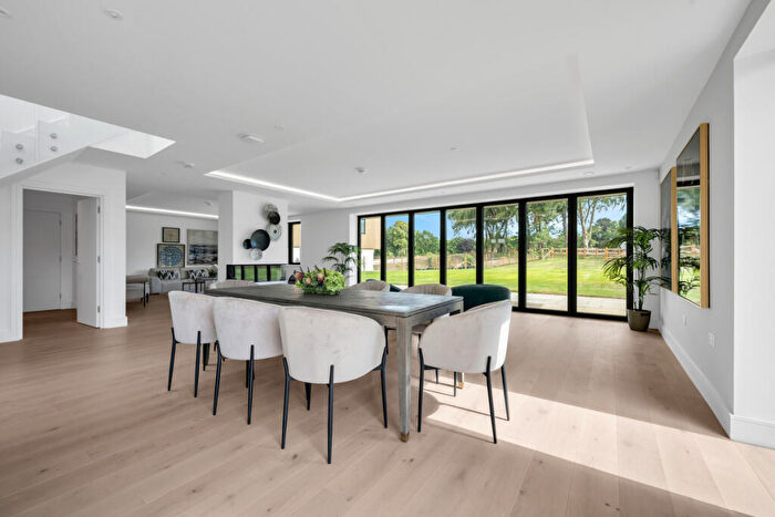 4 Bedroom Detached House For Sale In Watson Lodge Courtlands Park, Banstead, SM7