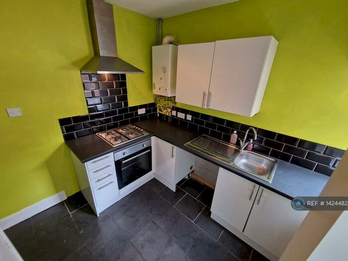 3 Bedroom Terraced House To Rent In Rodney Street, Birkenhead, CH41