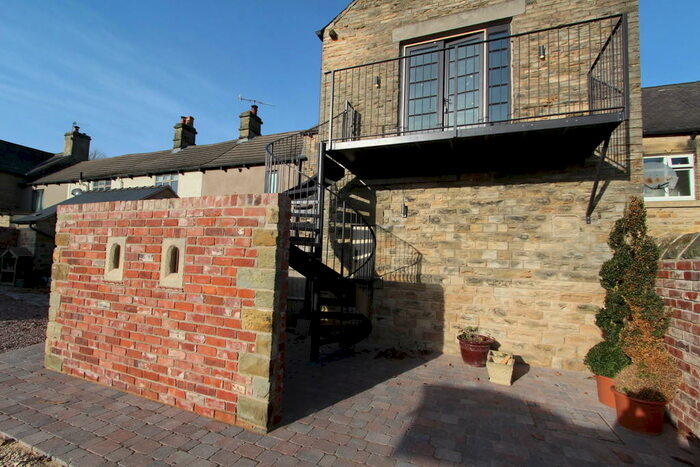 2 Bedroom Apartment To Rent In A Baslow Road, Sheffield, S17