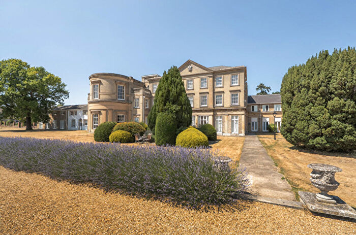 1 Bedroom Apartment For Sale In Keswick Hall, Keswick, Norwich, NR4