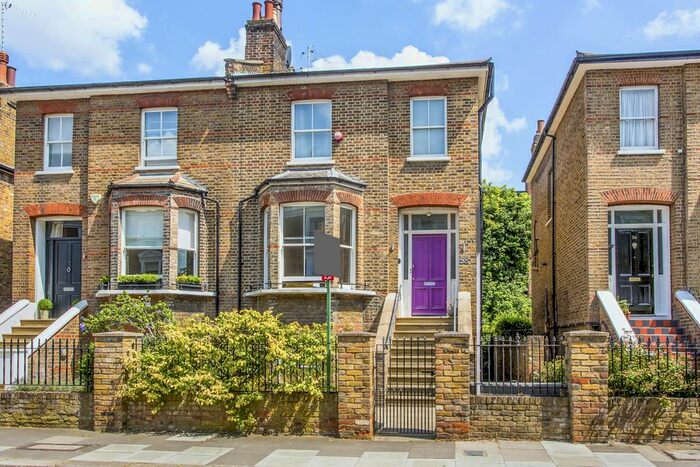 1 Bedroom Flat To Rent In Ravenscourt Road, London, W6