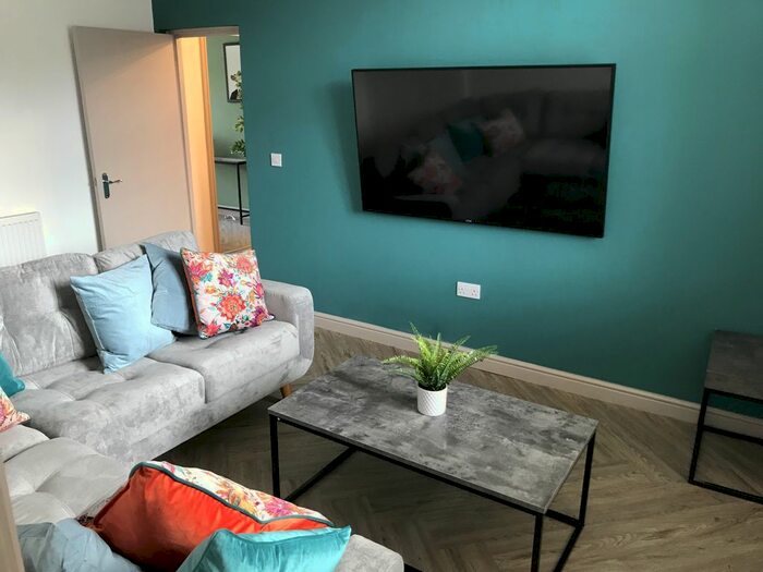 6 Bedroom Flat To Rent In Rectory Place, Loughborough LE11